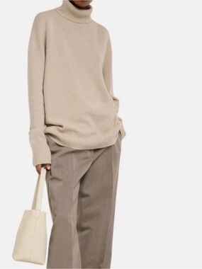 The Row stepny Cream Turtleneck Sweater